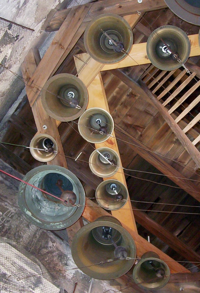 G05 Carillon